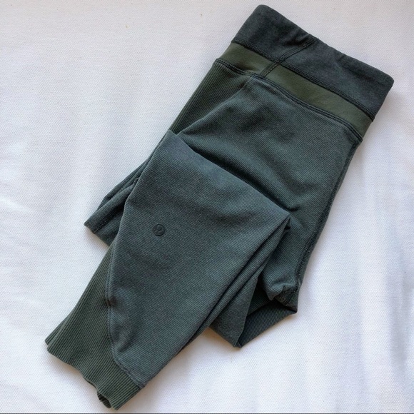 lululemon athletica Pants - Lululemon Athletica Refine Crop Fatigue Wee Stripe